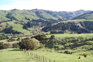 Výlet na Akaroa. Ve finále WGNZ 09 jsou Austrálie a Čína.